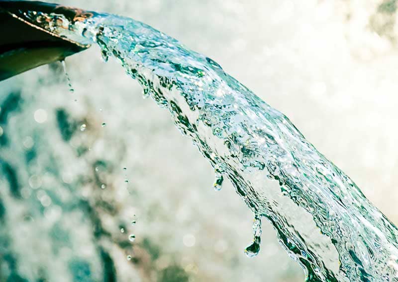 There is a variety of uses of fluid distribution, some of which are plastic pipes (PVC pipes) for water supply in mountain areas, air conditioning of refrigeration, observation wells, and tap (running) water. There is a wide range of applications of fluid distribution, some of which are plastic pipes (PVC pipes) for water supply in mountain areas, air conditioning of refrigeration, observation wells, and tap (running) water.
